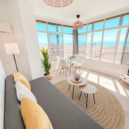 טורמולינוס Palm Beach Aparment Sea Views מראה חיצוני תמונה