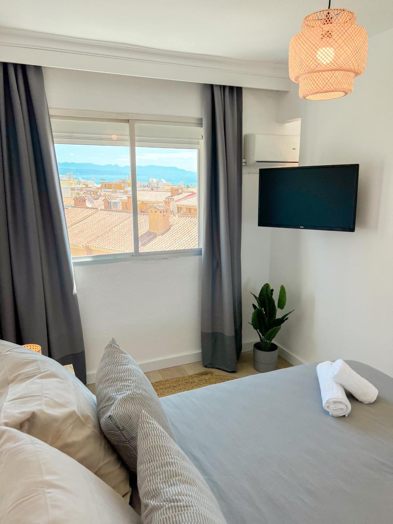 טורמולינוס Palm Beach Aparment Sea Views מראה חיצוני תמונה