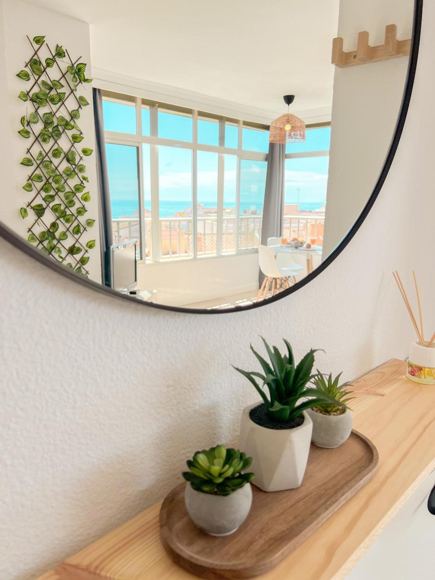 טורמולינוס Palm Beach Aparment Sea Views מראה חיצוני תמונה