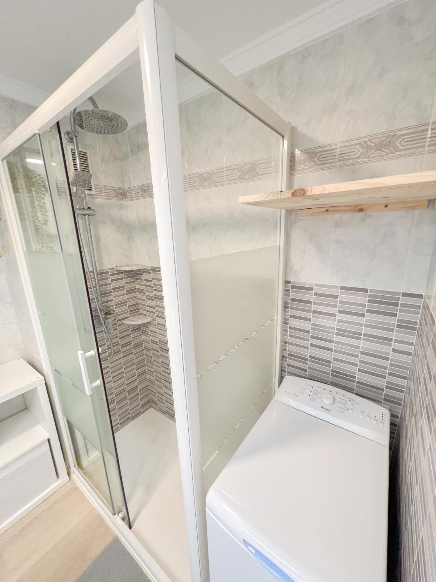 טורמולינוס Palm Beach Aparment Sea Views מראה חיצוני תמונה