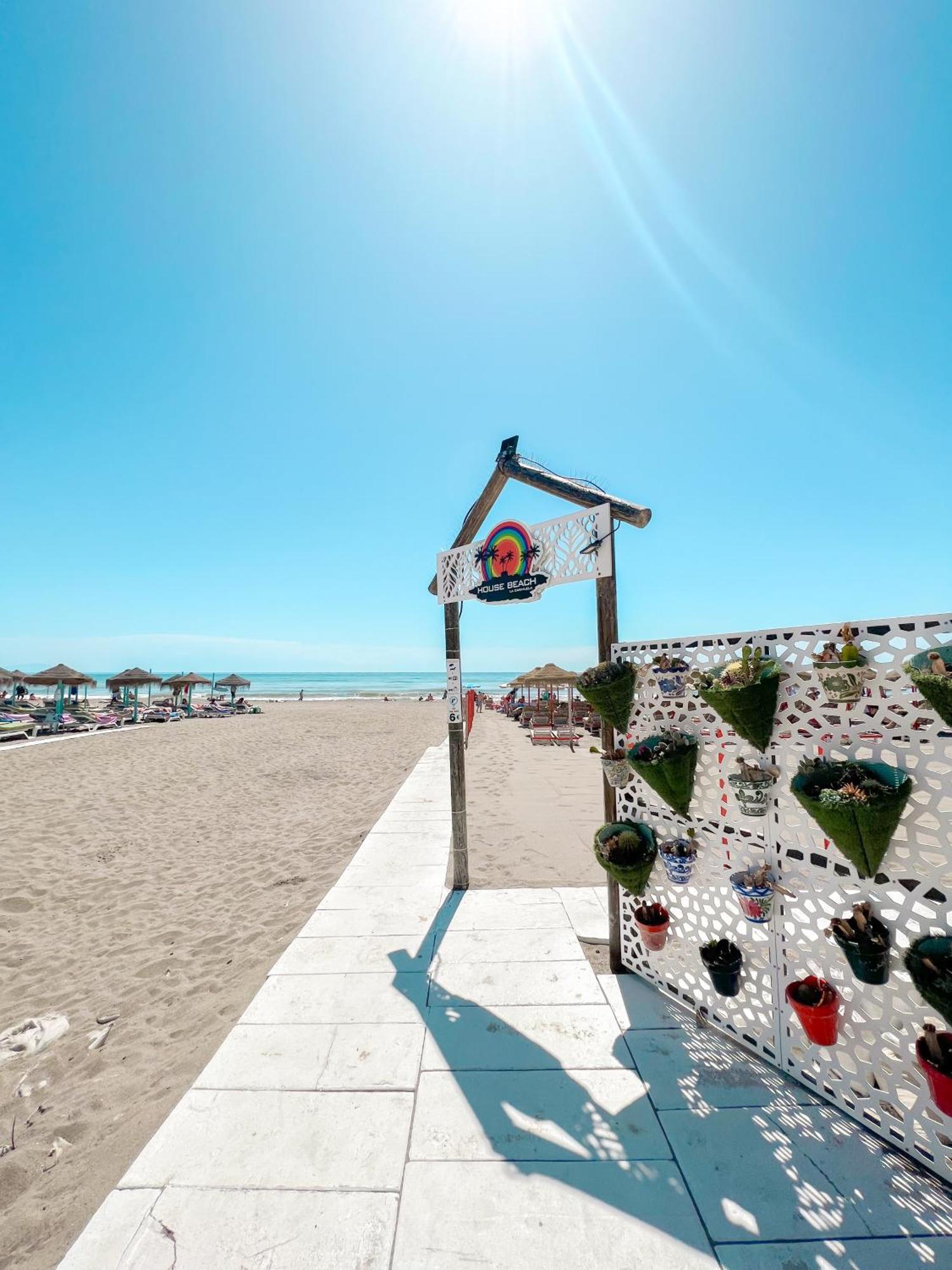 טורמולינוס Palm Beach Aparment Sea Views מראה חיצוני תמונה